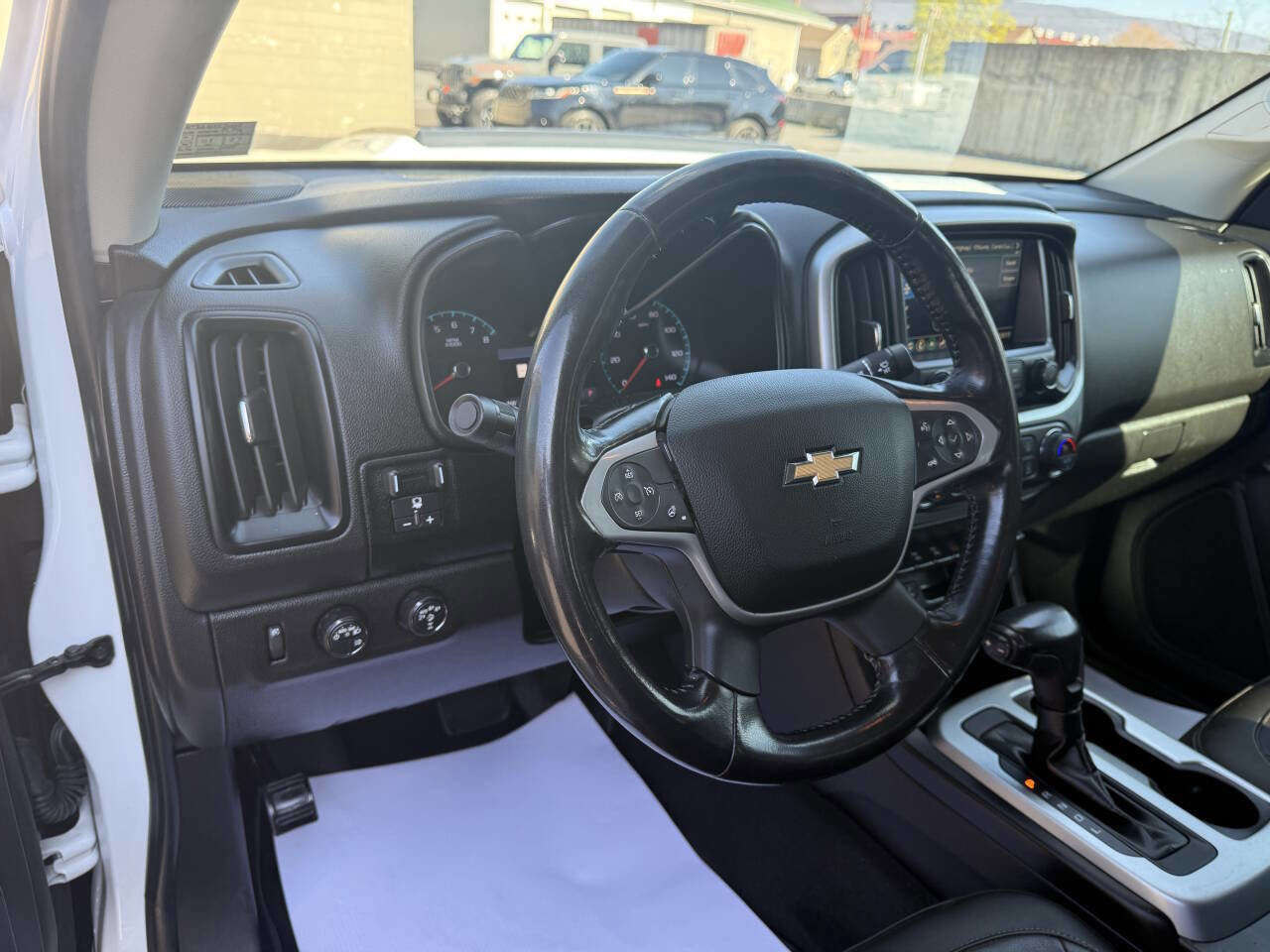 Used 2019 Chevrolet Colorado ZR2 w/ ZR2 Dusk Special Edition image 25