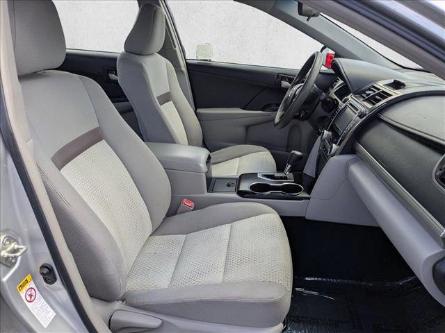 Used 2014 Toyota Camry LE FWD image 19