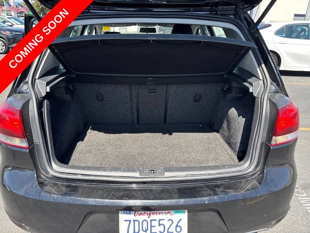 Used 2014 Volkswagen Golf 4-Door FWD image 10
