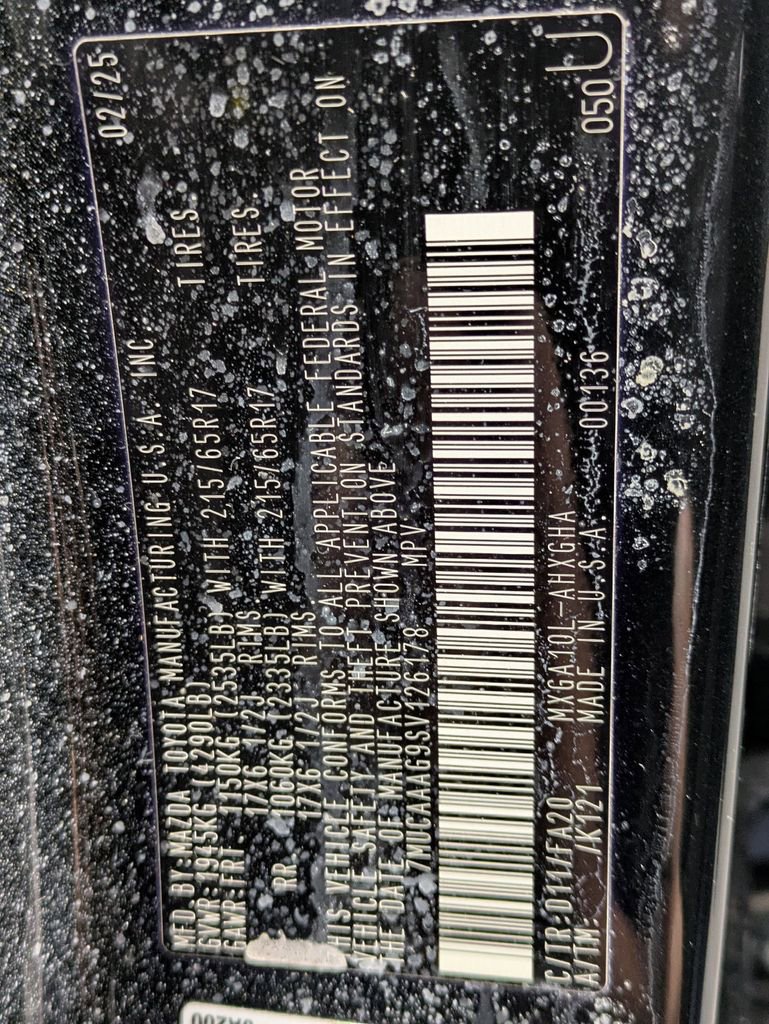 Used 2025 Toyota Corolla Cross LE image 34