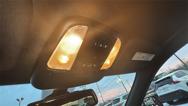 Used 2015 Jeep Grand Cherokee Limited image 23