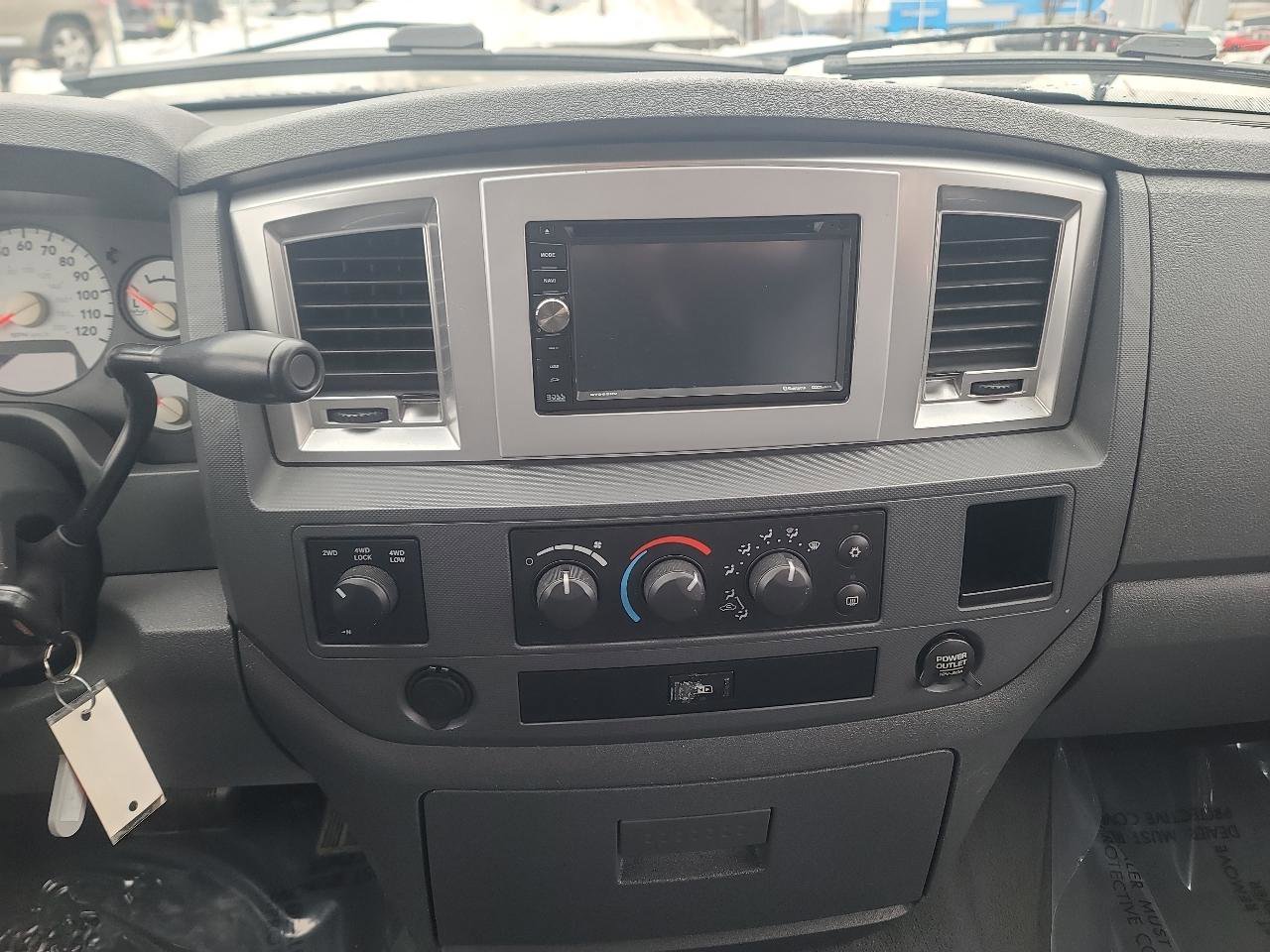 Used 2007 Dodge Ram 1500 Truck SLT image 21