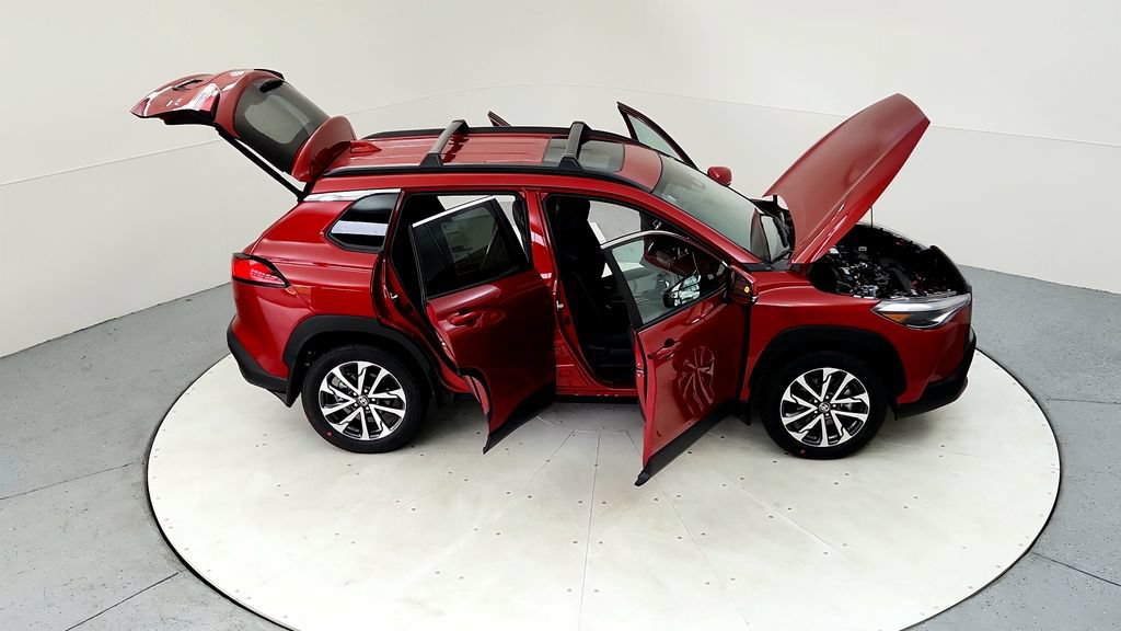 Certified 2023 Toyota Corolla Cross XLE w/ Convenience Package AWD/4WD image 28
