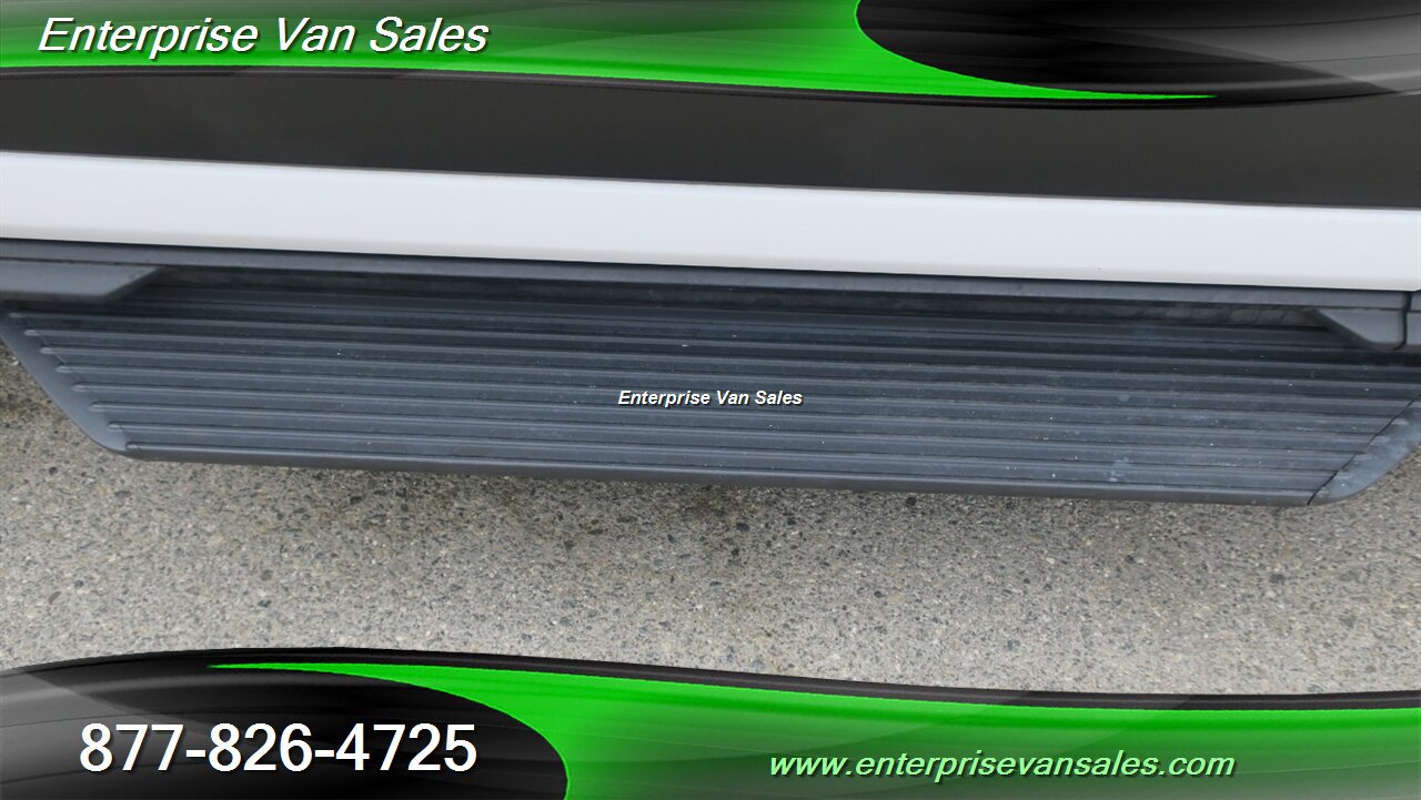 Used 2024 Ford Transit 350 XLT RWD image 11