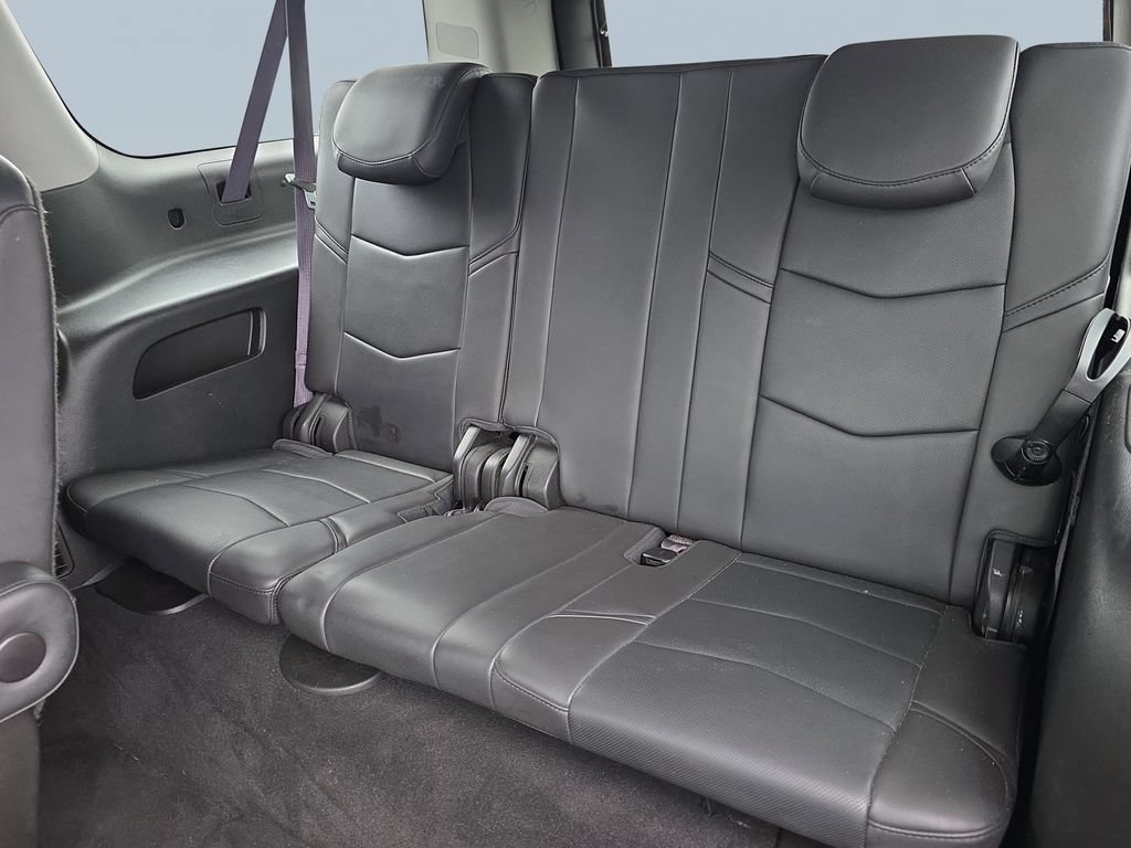 Used 2016 Cadillac Escalade ESV Luxury RWD image 23