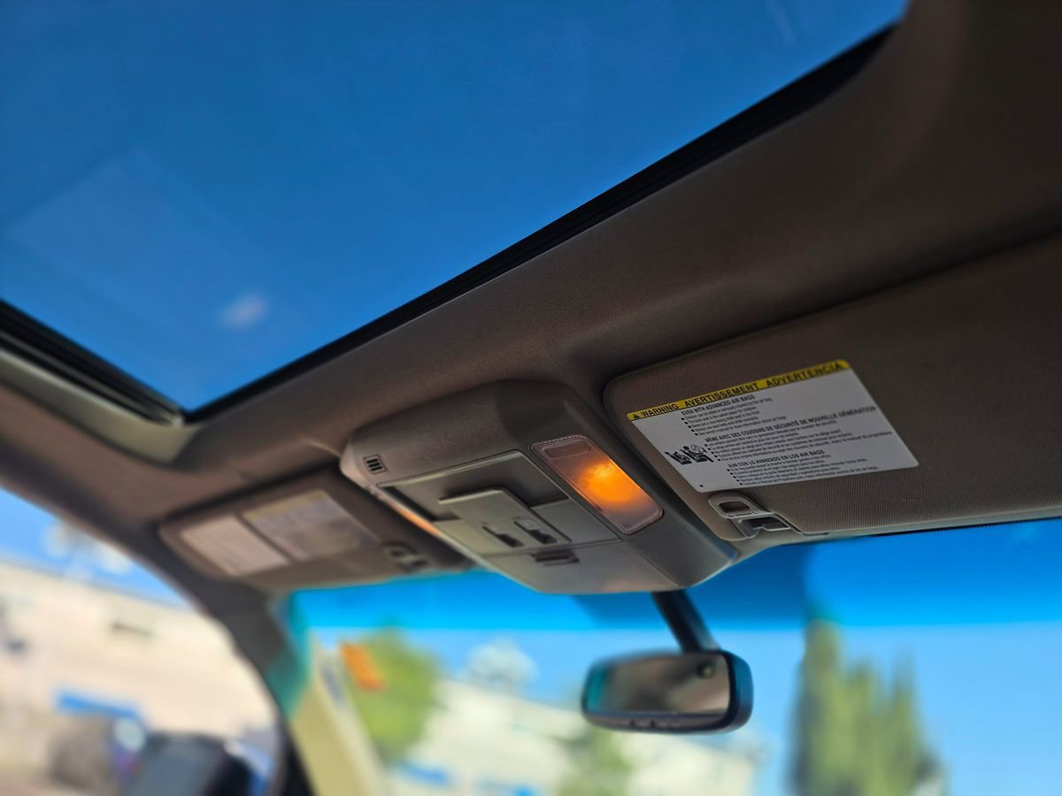 Used 2016 Toyota Tundra Limited AWD/4WD image 18