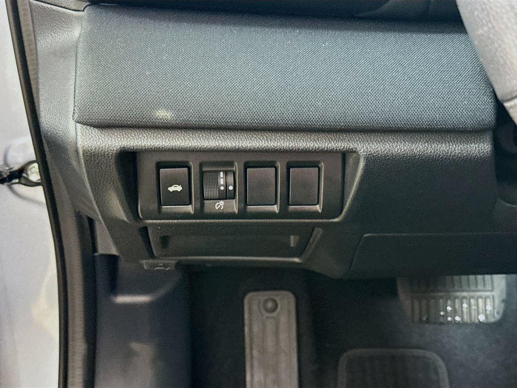 Used 2022 Subaru Legacy Premium AWD/4WD image 11