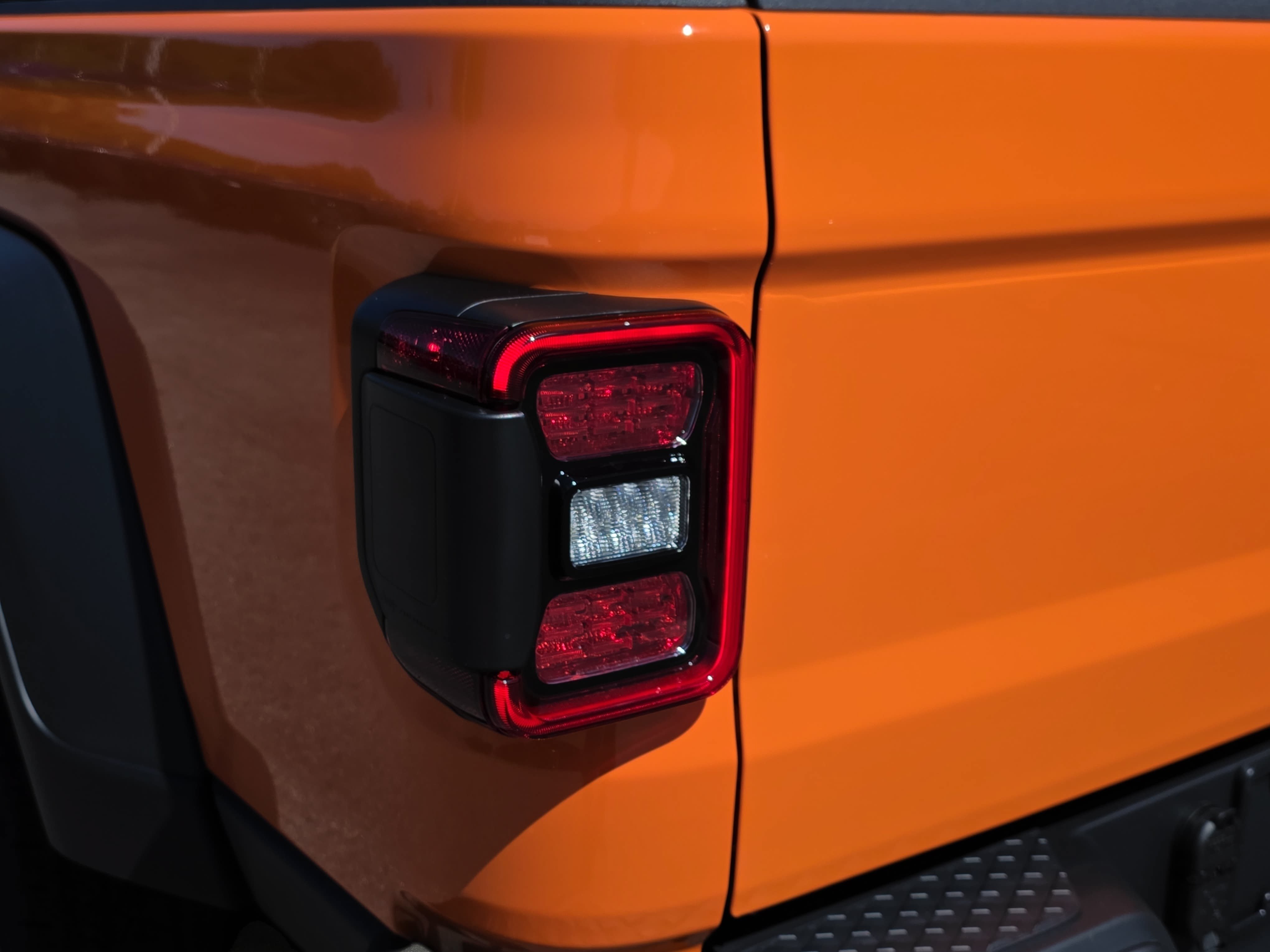 New 2026 Jeep Gladiator Sport AWD/4WD image 30