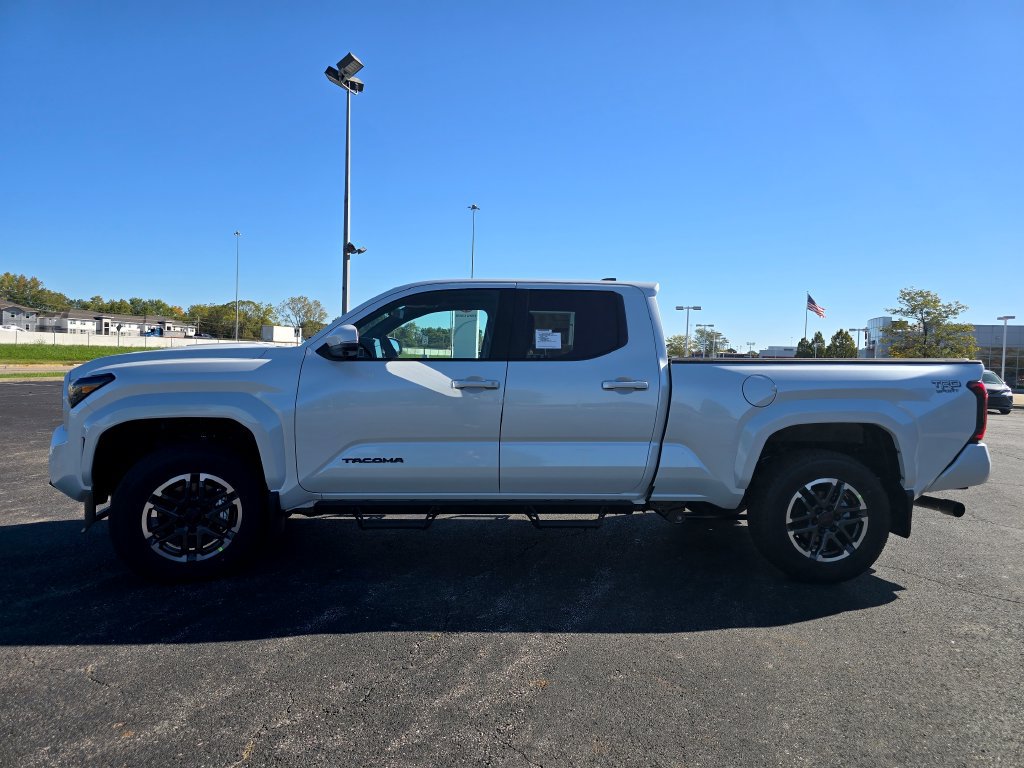New 2026 Toyota Tacoma TRD Sport AWD/4WD image 15