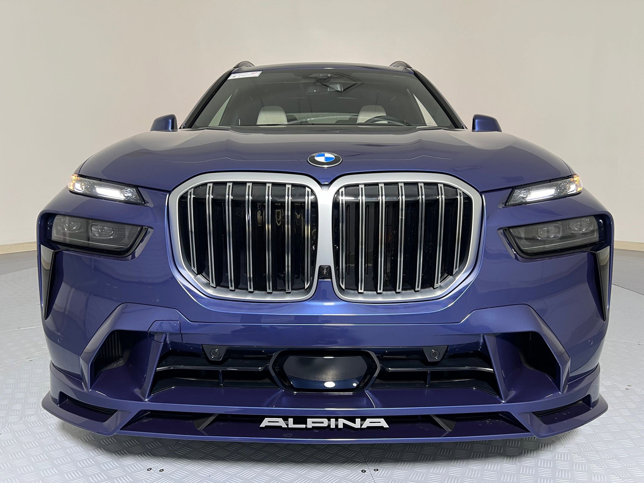 New 2026 BMW ALPINA XB7 image 6
