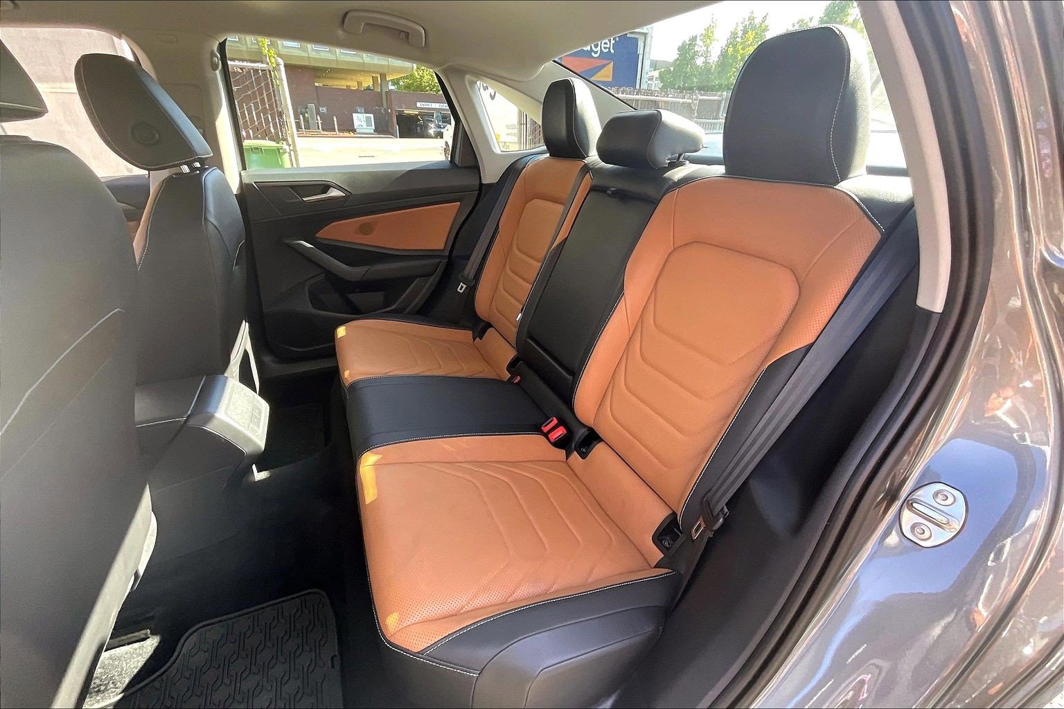 Certified 2023 Volkswagen Jetta SEL FWD image 25