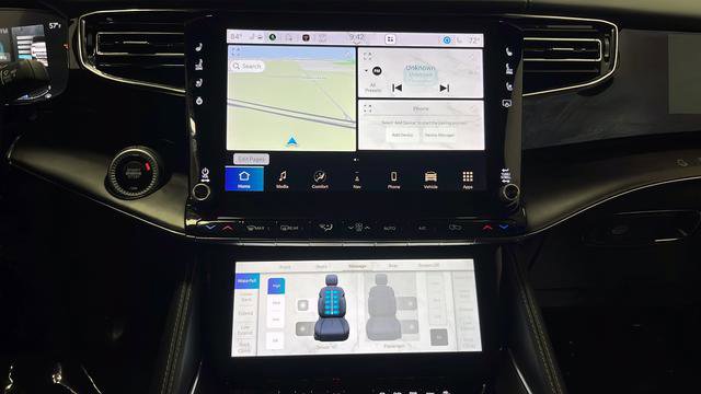 Used 2023 Jeep Grand Wagoneer Series II image 13