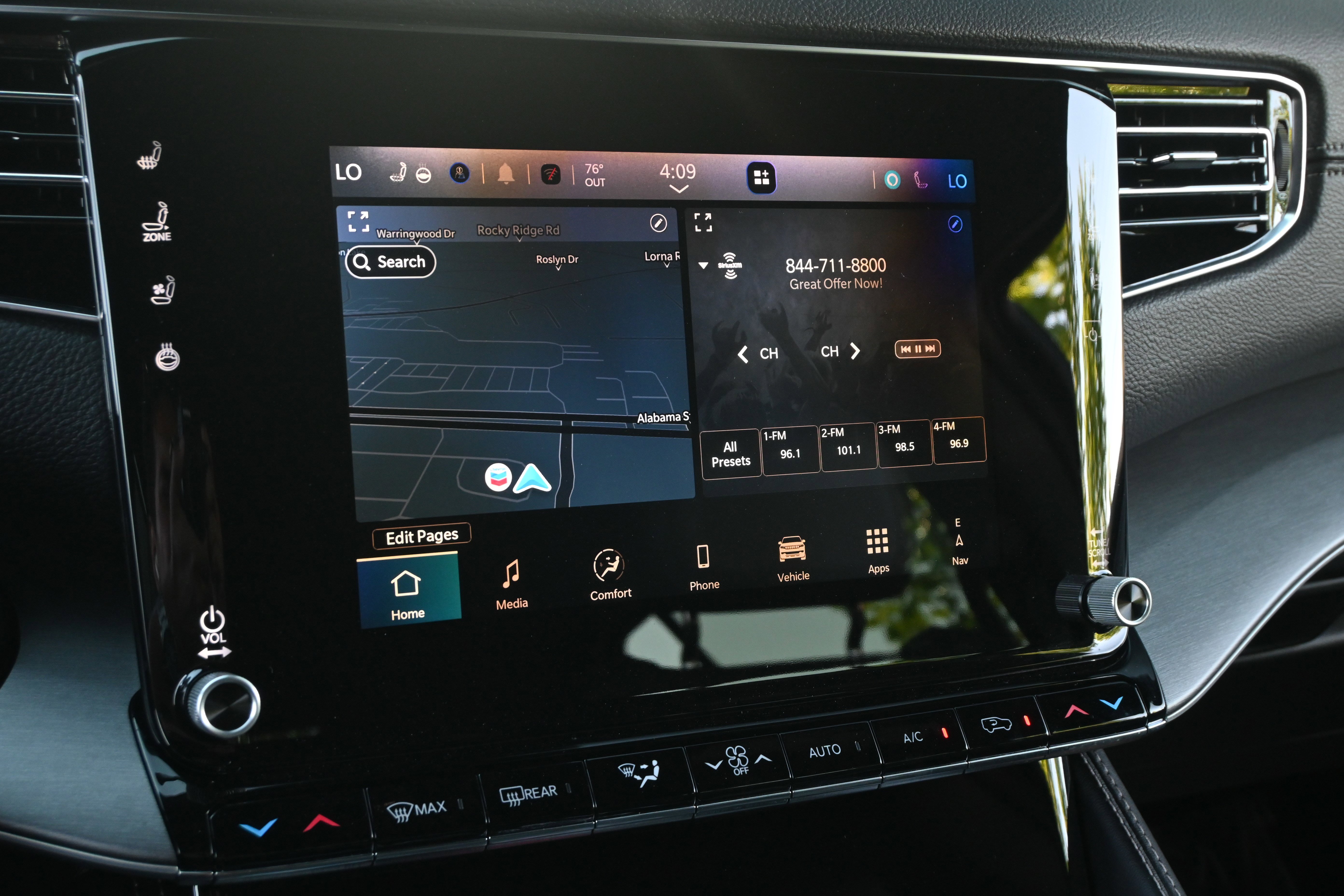 Used 2025 Jeep Wagoneer Series II w/ Convenience Group I image 8