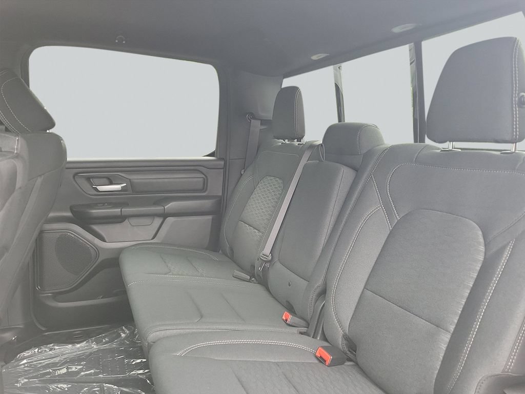 New 2026 RAM 1500 Express AWD/4WD image 17