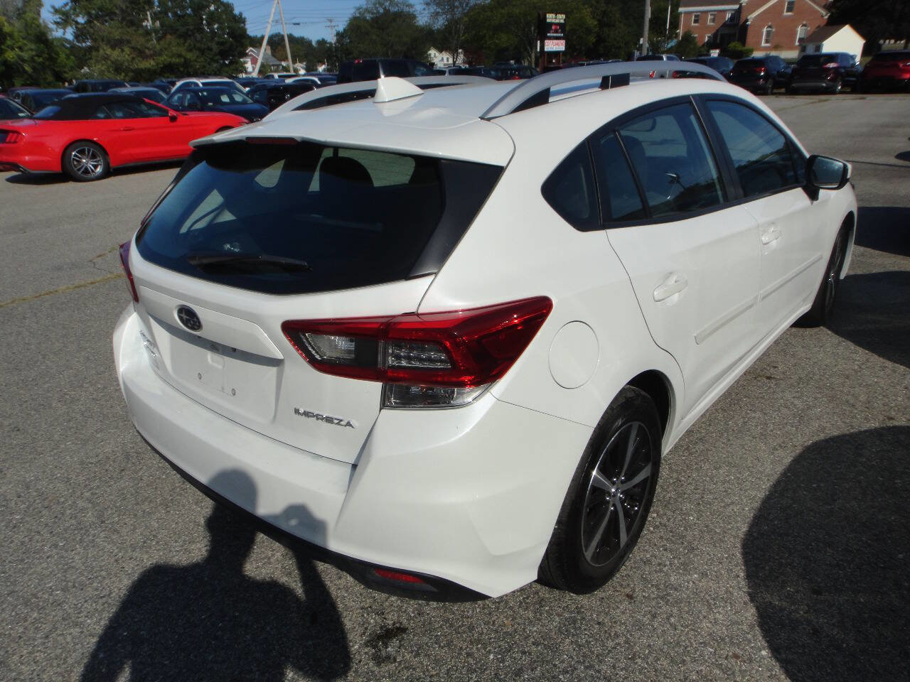 Used 2022 Subaru Impreza 2.0i Premium image 4