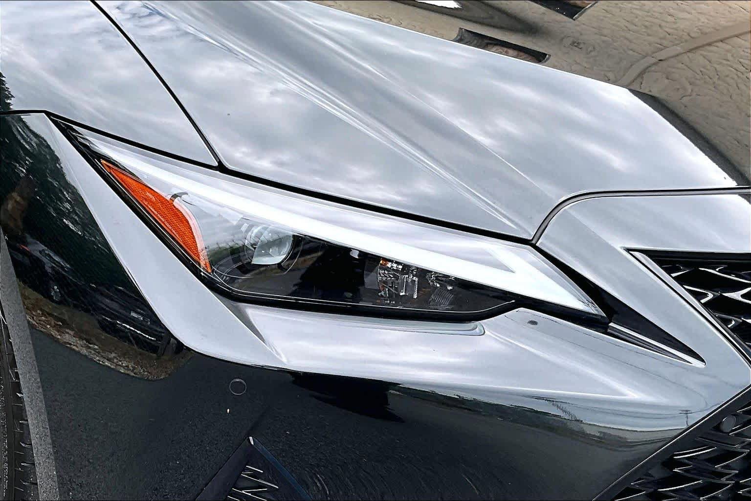 Used 2025 Lexus IS 350 F Sport w/ Accessory Package 2 RWD image 28