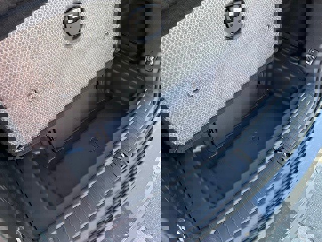 New 2025 Jeep Grand Cherokee L Limited w/ Luxury Tech Group II image 24