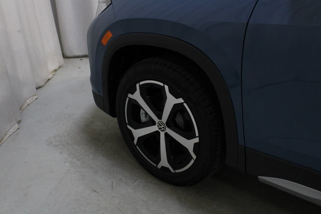 New 2026 Volkswagen Tiguan SE image 30