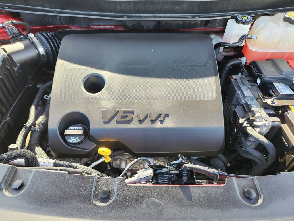 Used 2023 Chevrolet Traverse RS w/ LPO, Floor Liner Package image 36