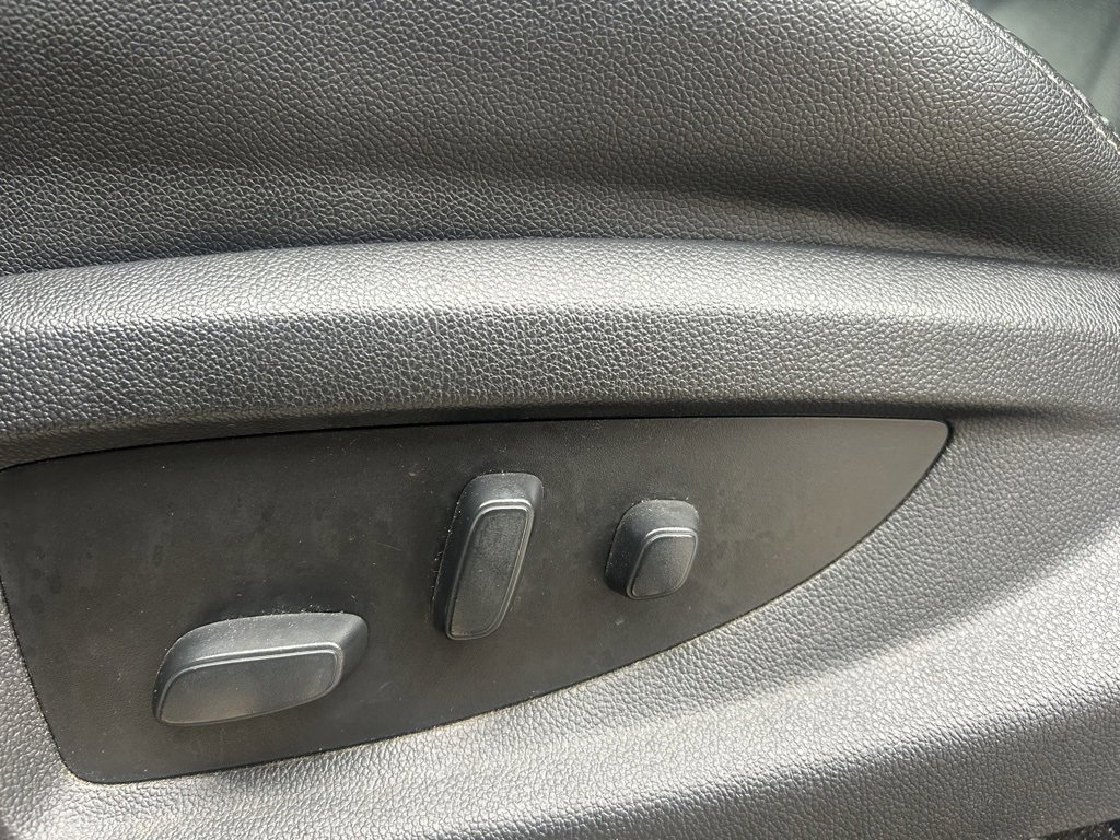 Used 2020 Chevrolet Tahoe LT image 13