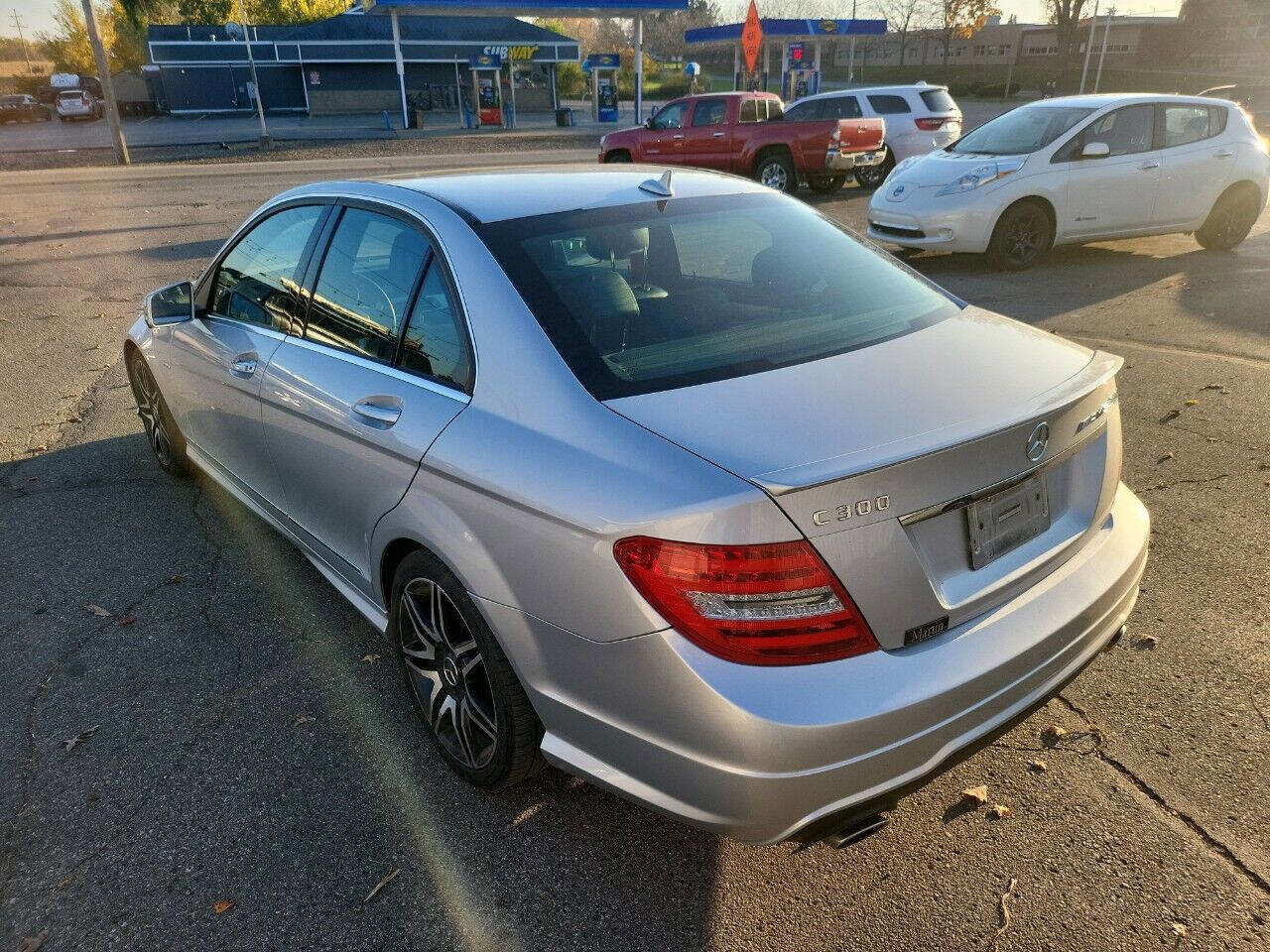 Used 2014 Mercedes-Benz C 300 4MATIC Sedan image 6