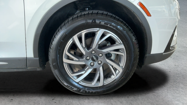 Used 2024 Lincoln Corsair FWD image 26
