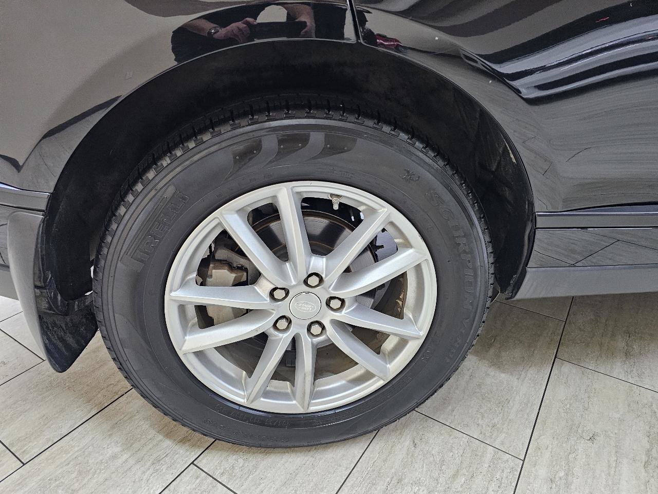 Used 2018 Land Rover Range Rover HSE AWD/4WD image 41
