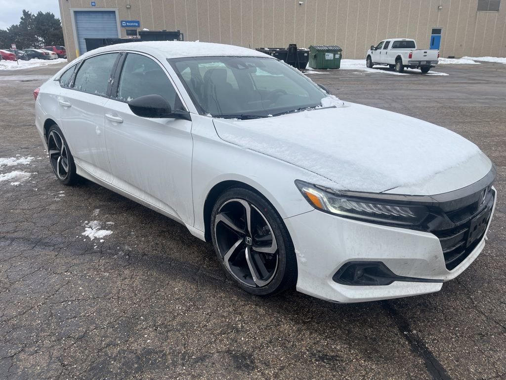Used 2022 Honda Accord Sport image 4