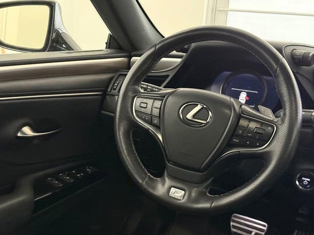 Used 2022 Lexus ES 300h F Sport w/ Accessory Package 2 image 12