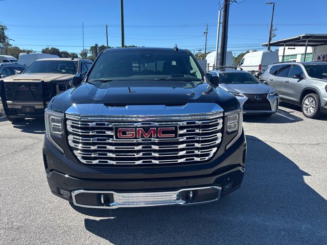 Used 2026 GMC Sierra 1500 Denali AWD/4WD image 2