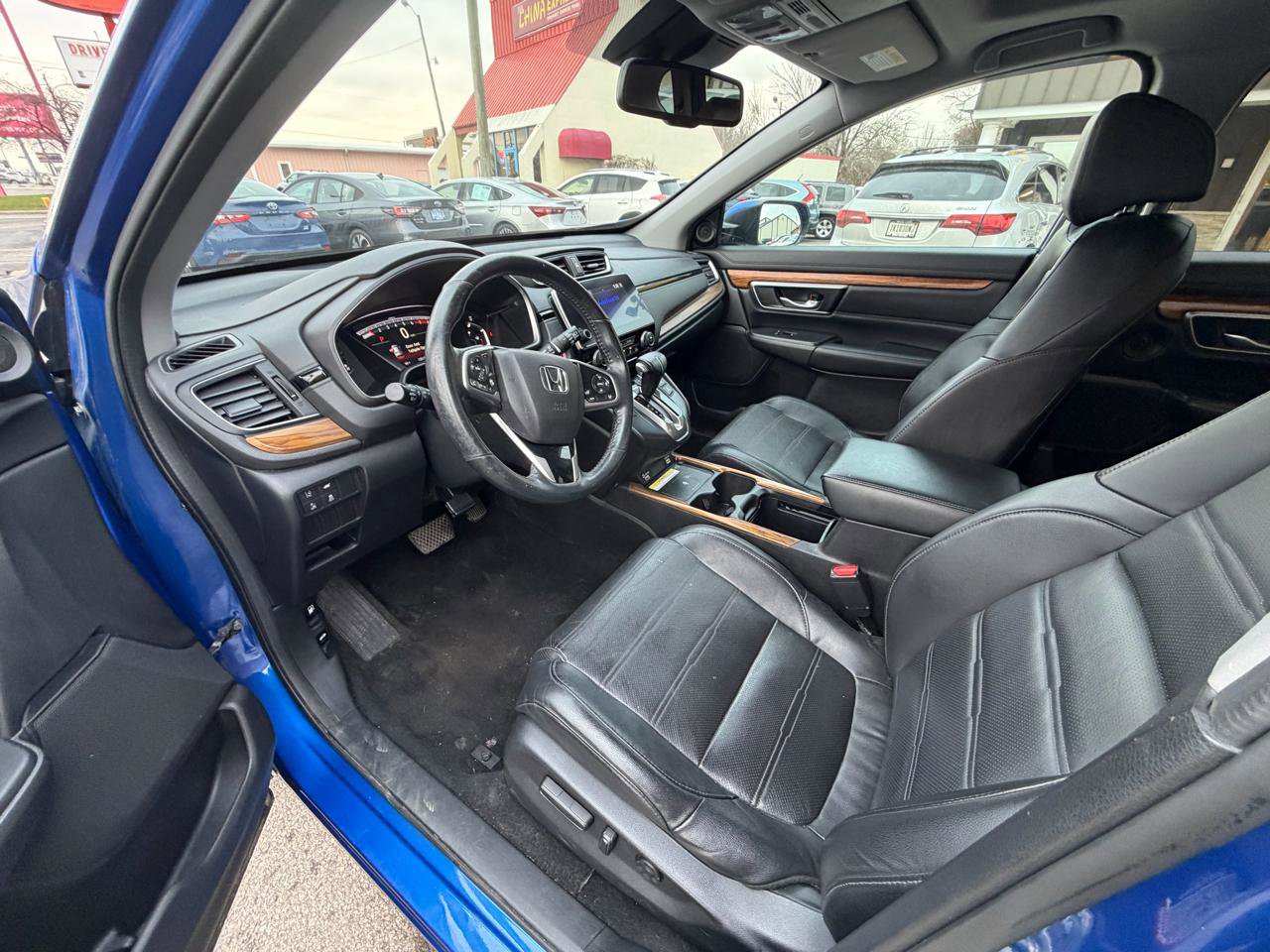 Used 2020 Honda CR-V Touring image 10