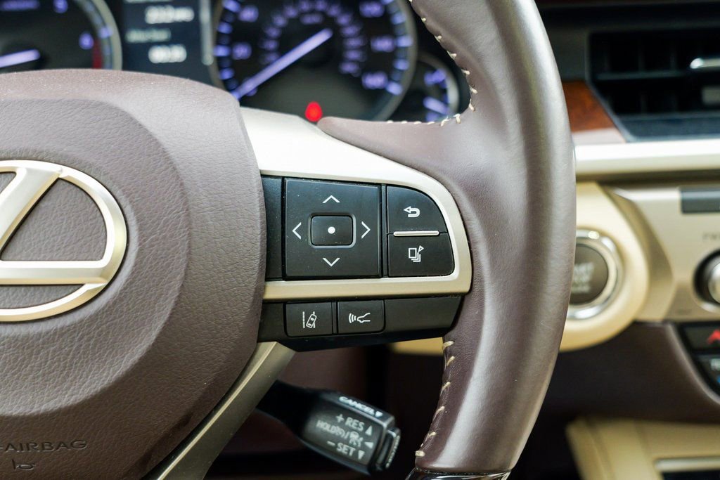 Used 2018 Lexus ES 350 w/ Premier Package image 42