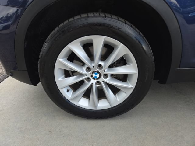 Used 2017 BMW X3 sDrive28i RWD image 11