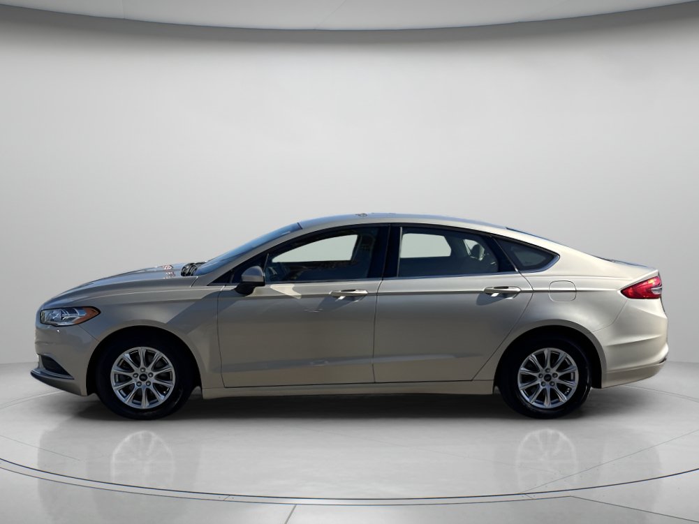 Used 2017 Ford Fusion S FWD image 5
