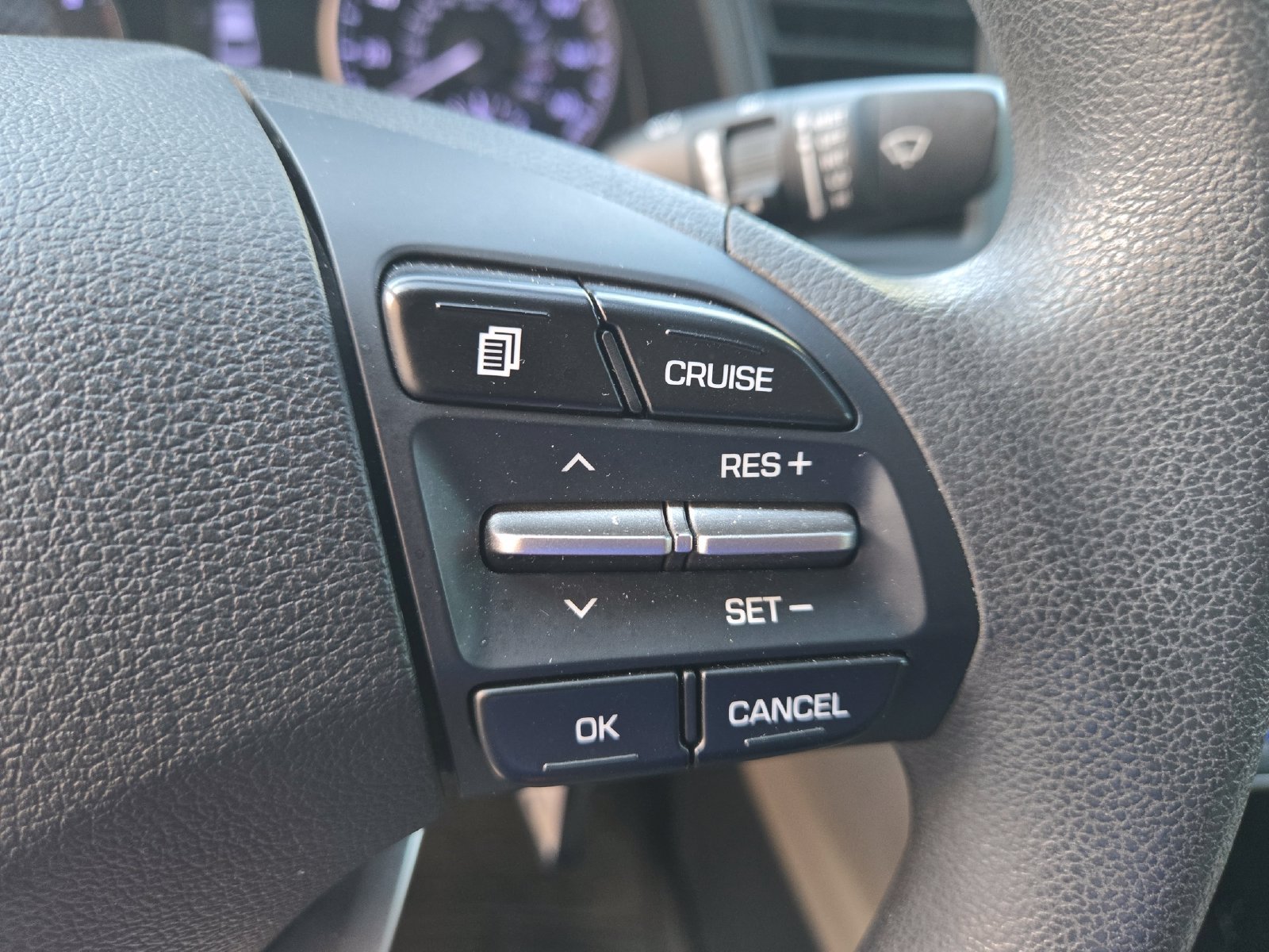 Used 2020 Hyundai Elantra SE FWD image 12