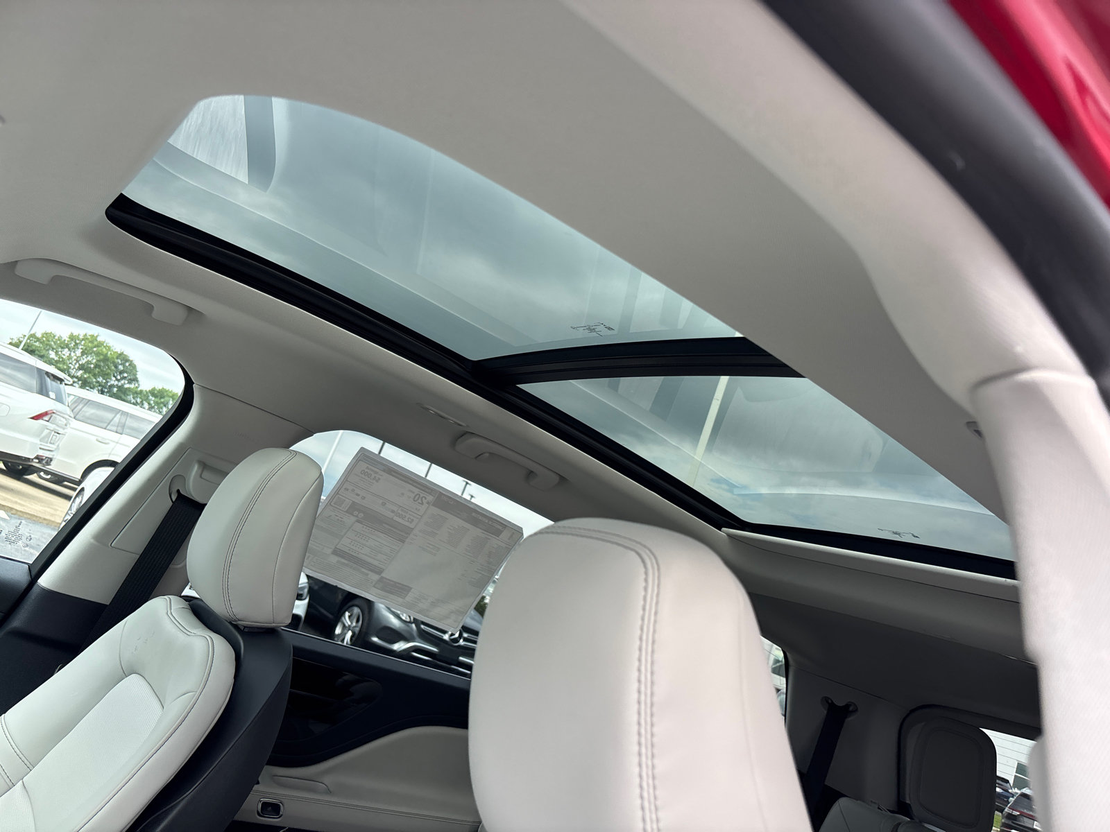 New 2026 Lincoln Aviator AWD image 25