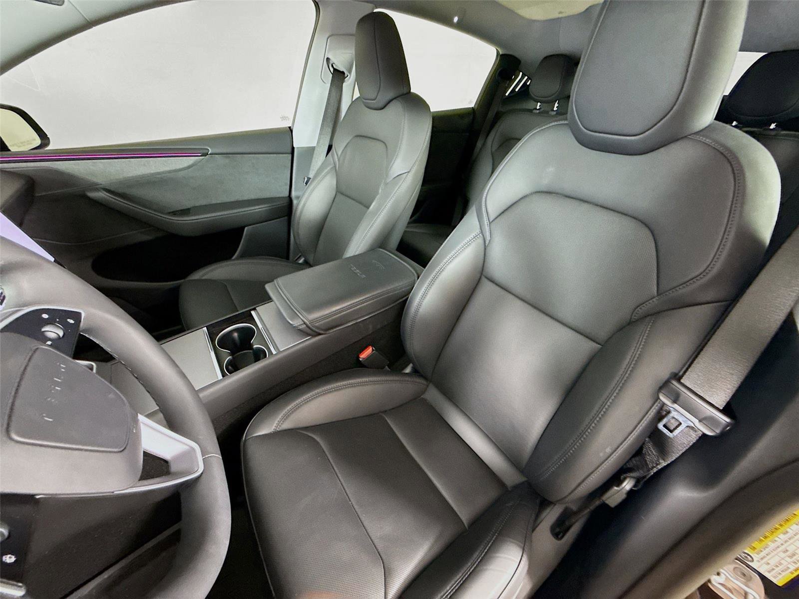 Used 2026 Tesla Model Y 2WD image 2