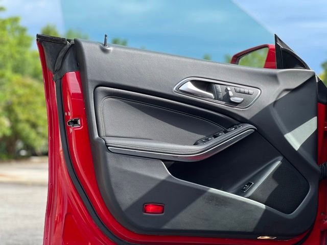 Used 2017 Mercedes-Benz CLA 250 image 10