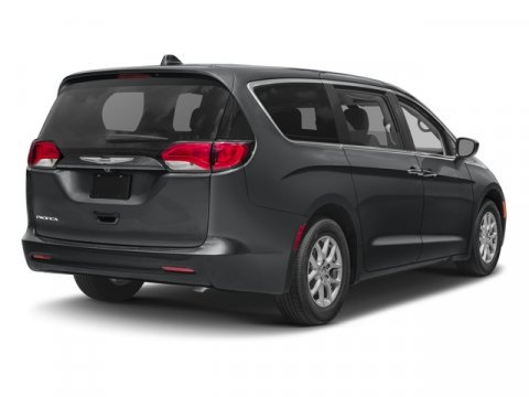 Used 2017 Chrysler Pacifica Touring image 5