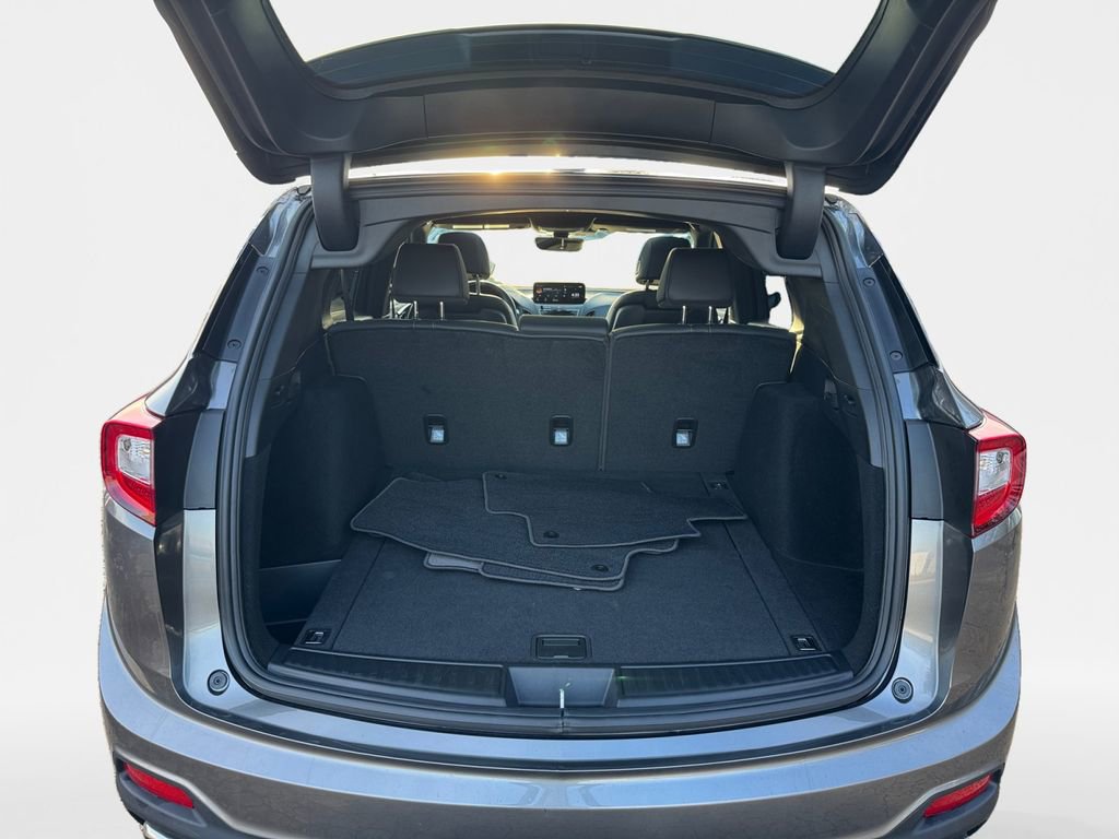 Used 2025 Acura RDX SH-AWD image 23