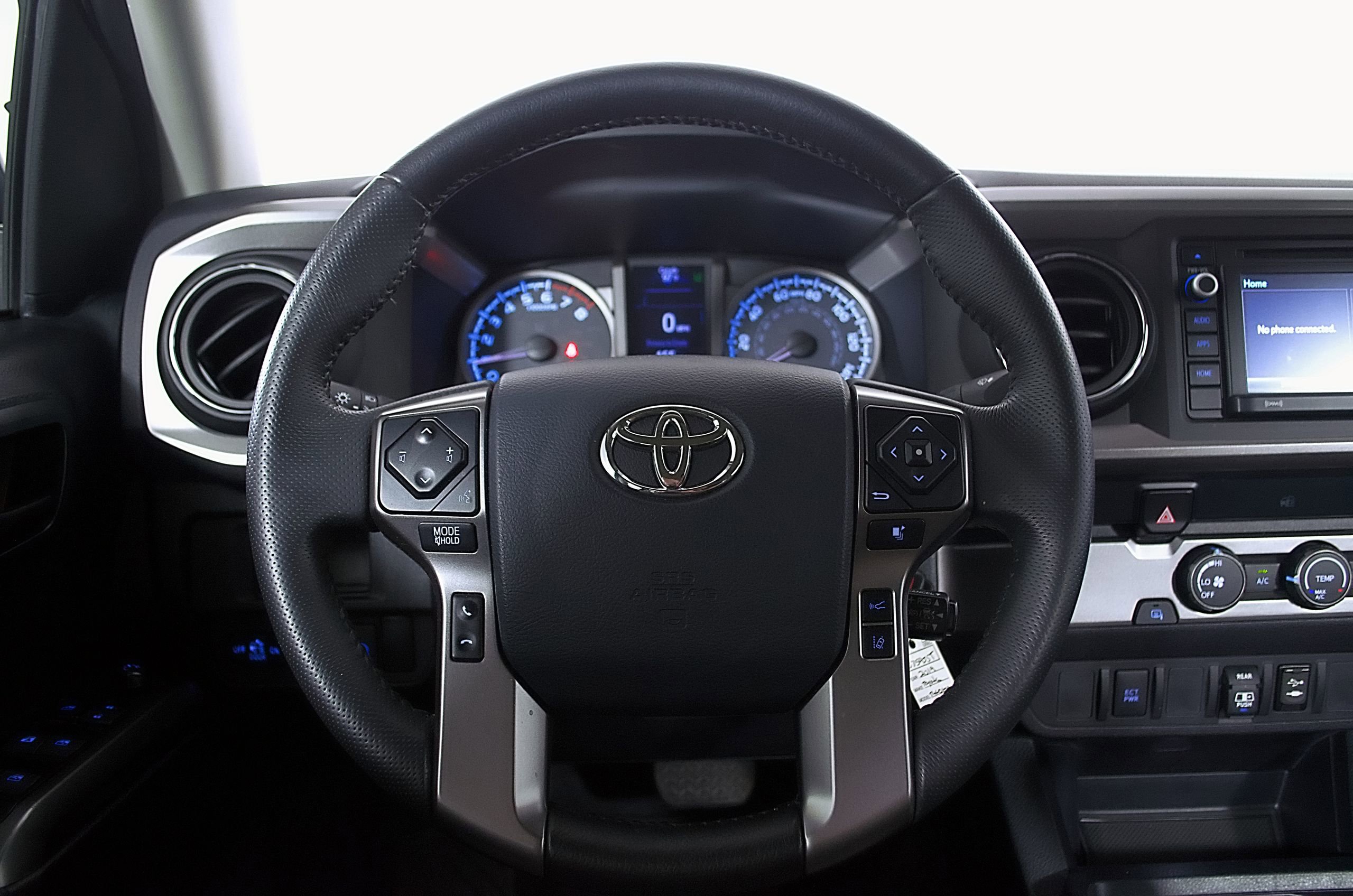 Used 2019 Toyota Tacoma SR5 RWD image 24