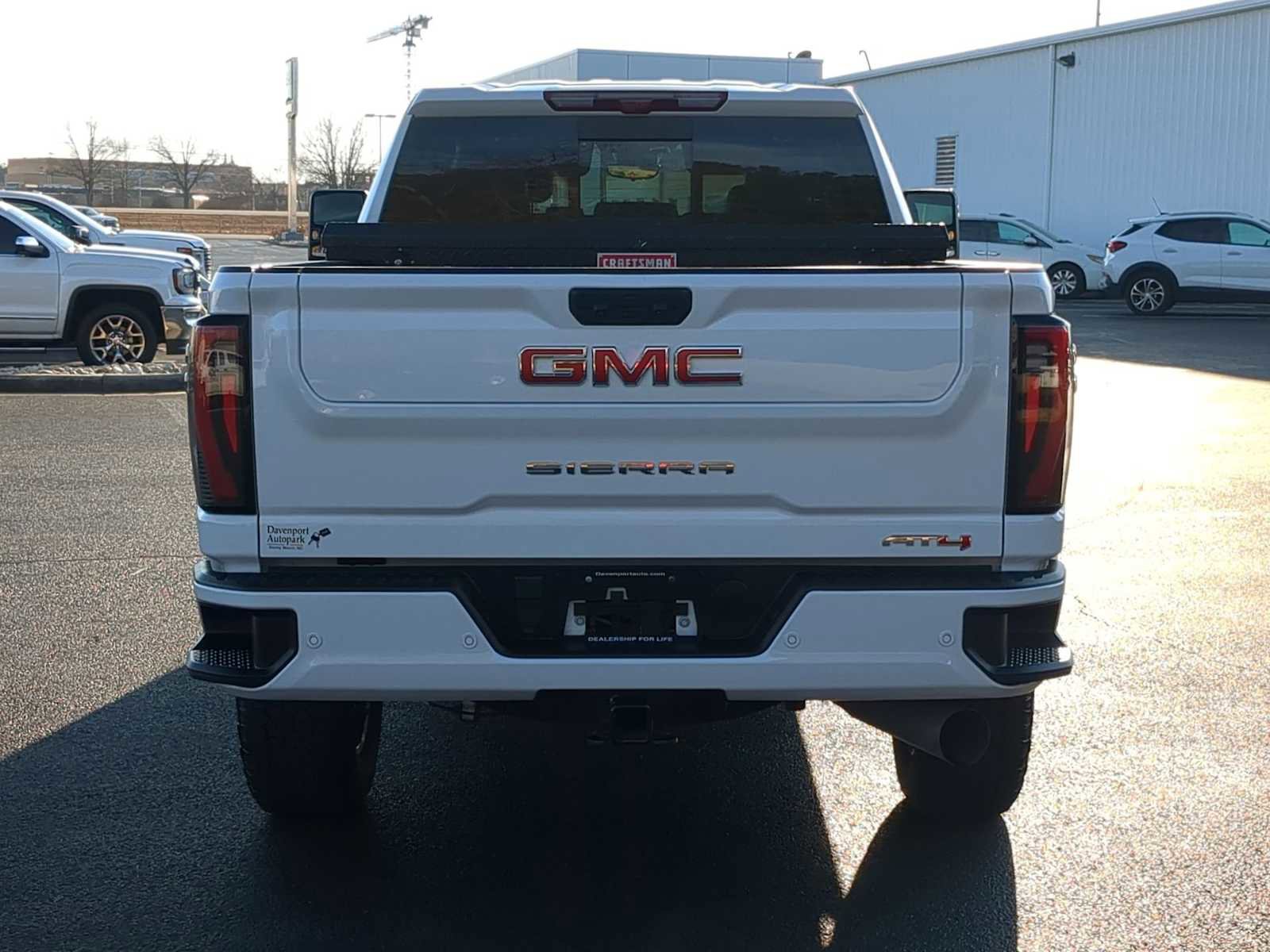 Used 2024 GMC Sierra 2500 AT4 w/ AT4 Premium Plus Package image 7