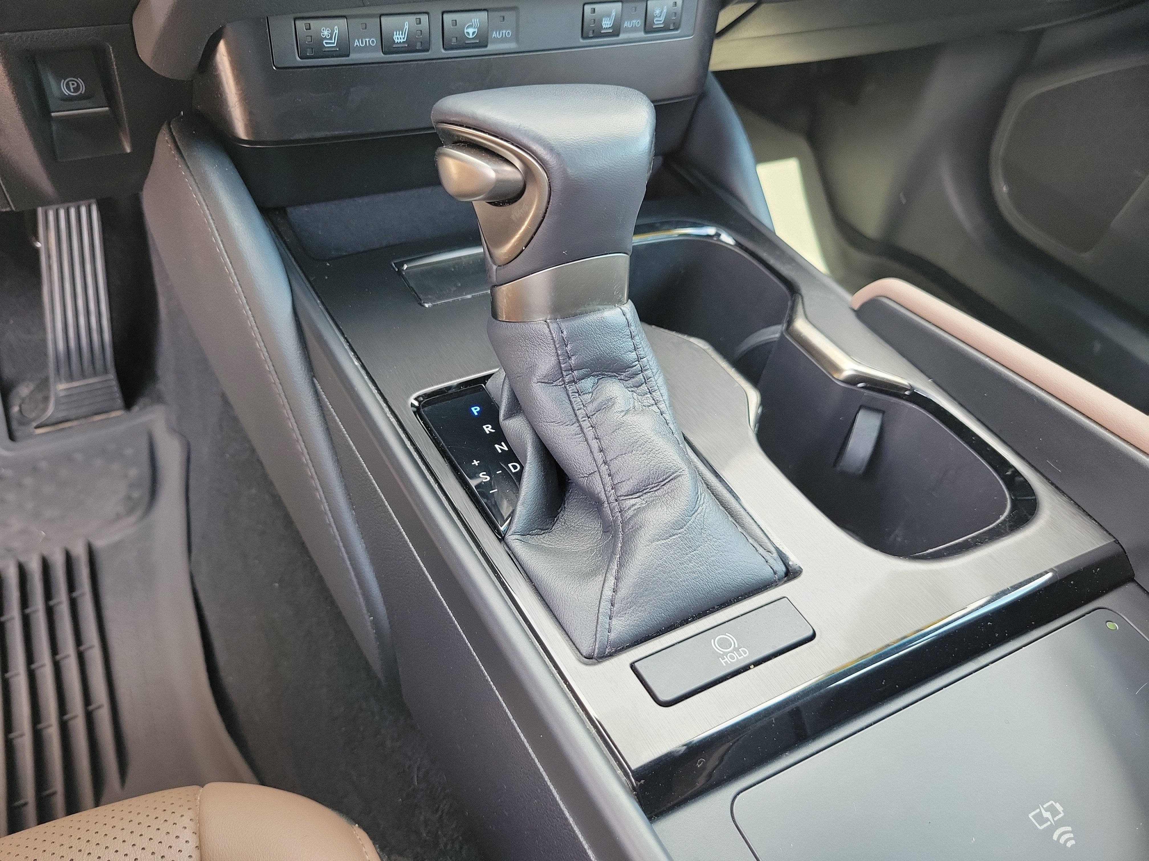 Used 2023 Lexus ES 350 w/ Premium Package FWD image 17