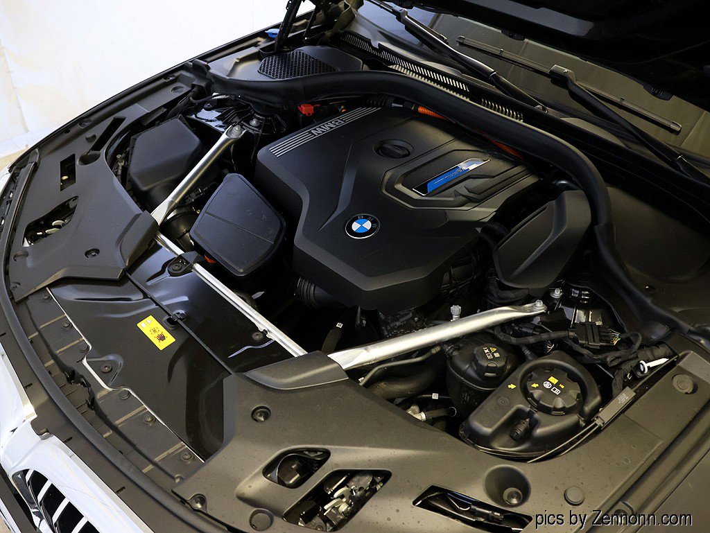 Certified 2023 BMW 530e 530e w/ M Sport Package image 39