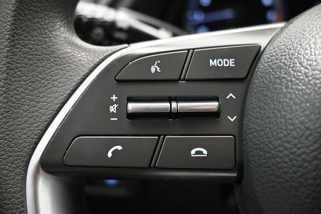 Used 2023 Hyundai Sonata SE FWD image 17