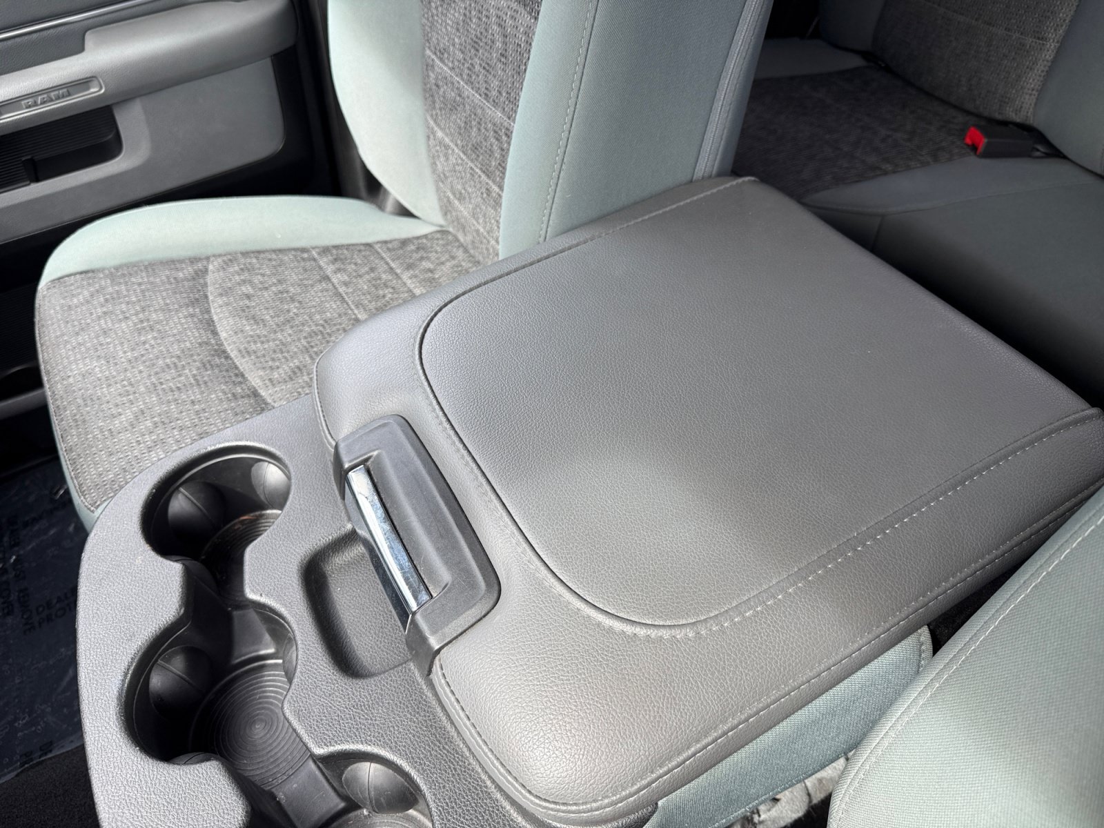 Used 2017 RAM 1500 Big Horn RWD image 14