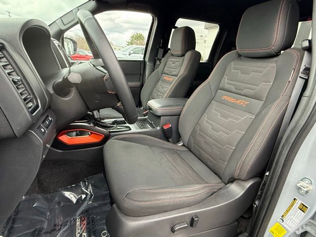 Used 2023 Nissan Frontier PRO-4X w/ Pro Convenience Package image 15