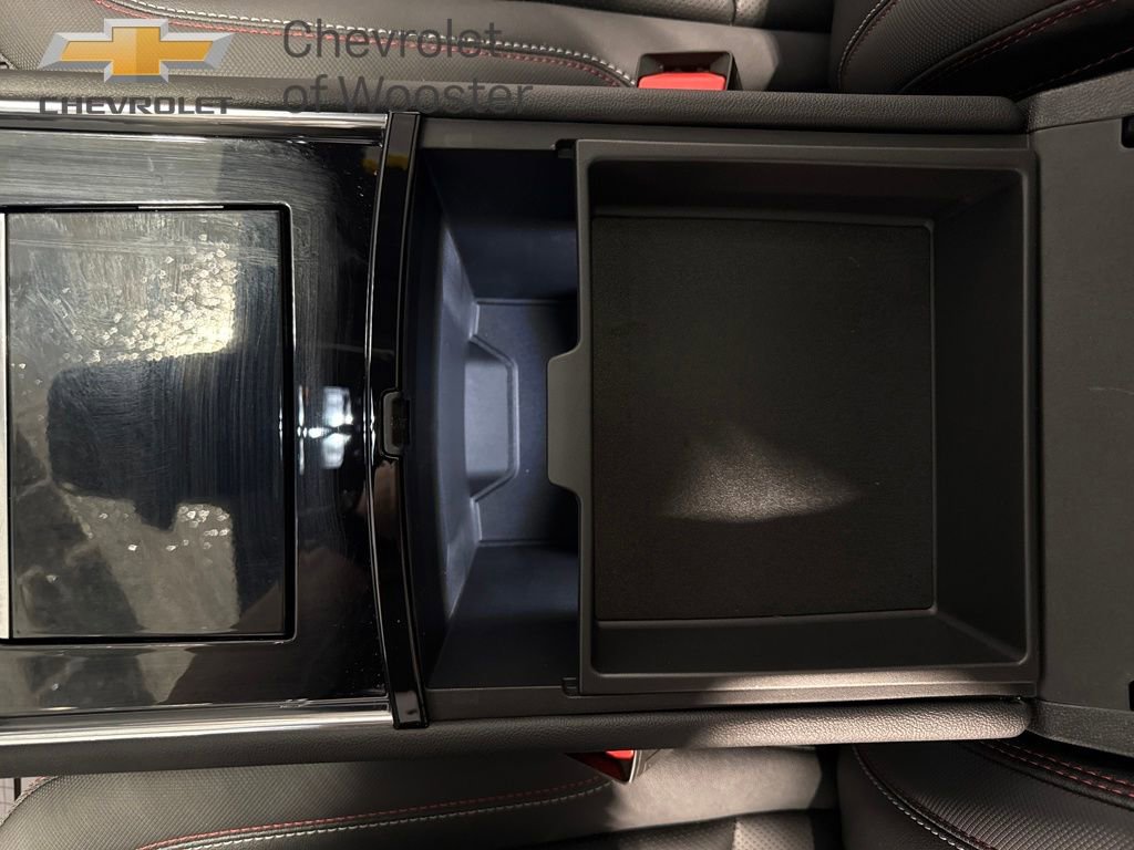 New 2026 Chevrolet Traverse RS w/ LPO, Floor Liner Package image 17