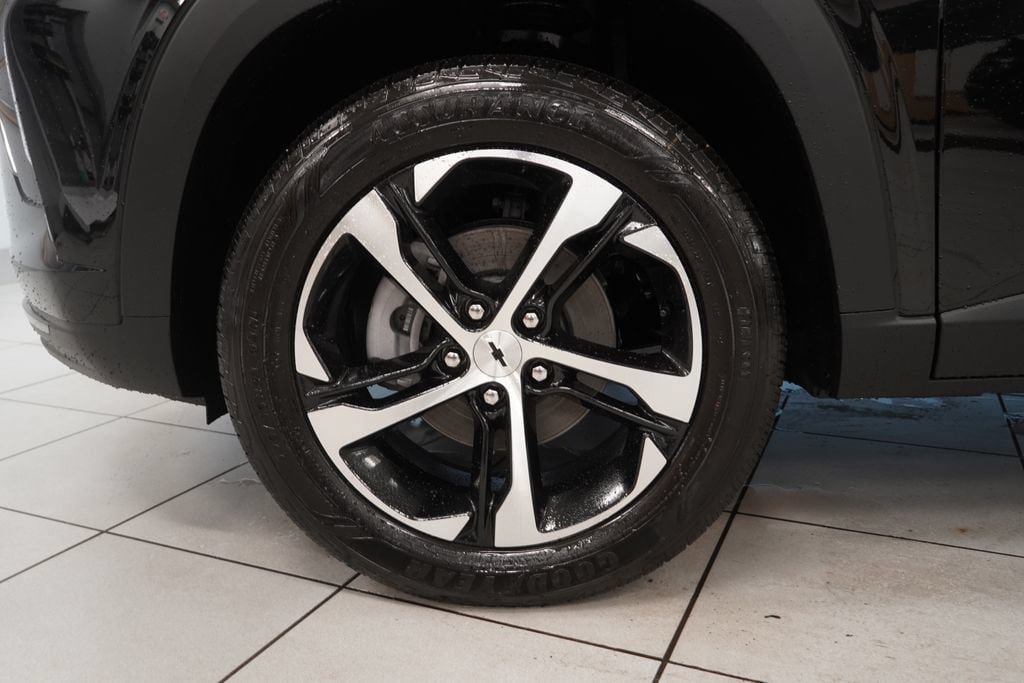 New 2026 Chevrolet Trax RS w/ Driver Confidence Package FWD image 14
