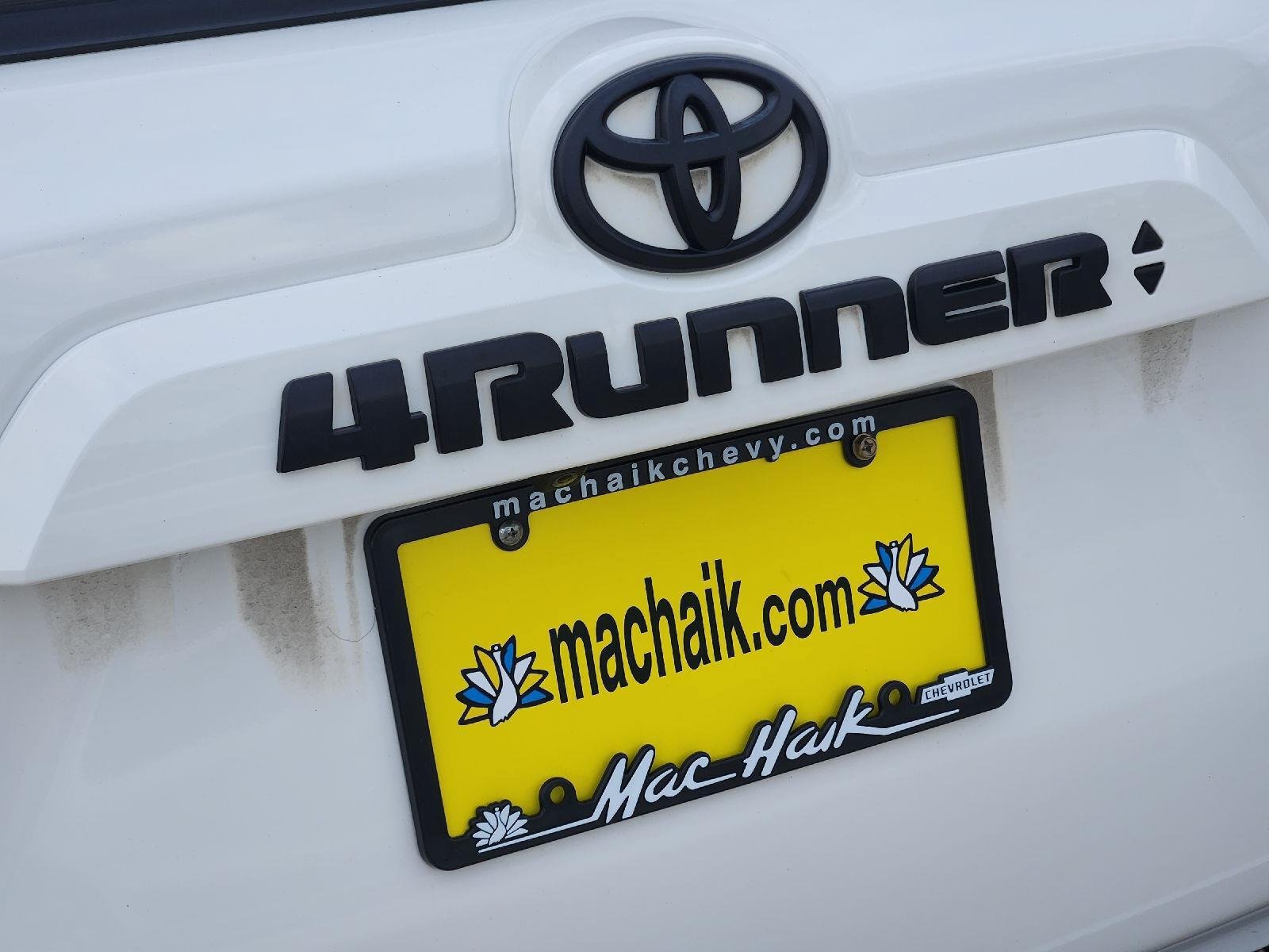 Used 2020 Toyota 4Runner SR5 Premium w/ Moonroof Package AWD/4WD image 12